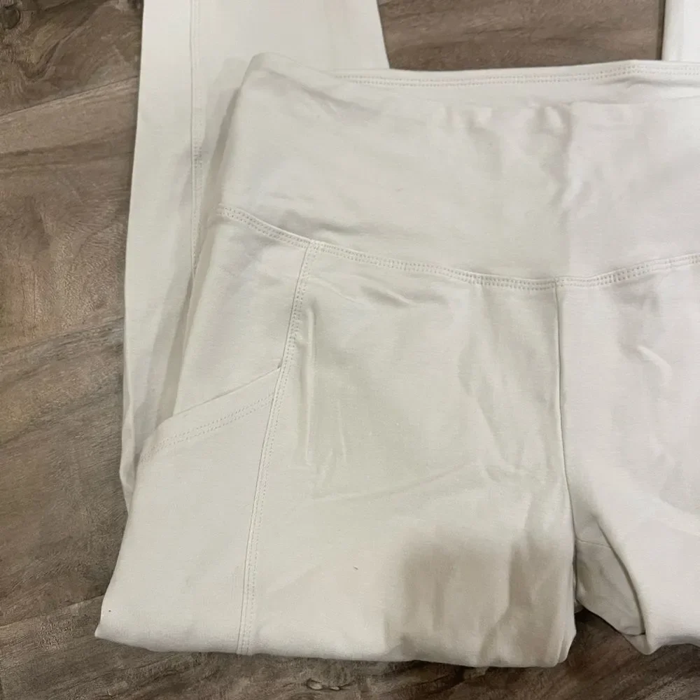 NWOT ZENANA Wide Waistband Leggings - Picture 2 of 4